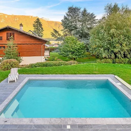 Vakantiehuis Chalet Du Cret *
